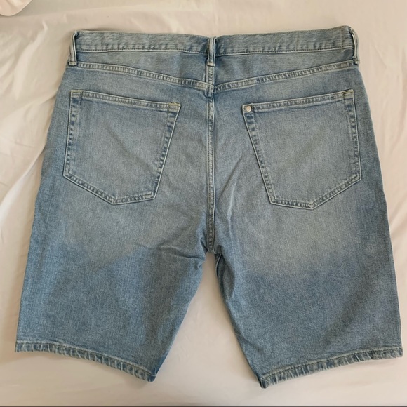 H&M Jean Shorts - Picture 2 of 3
